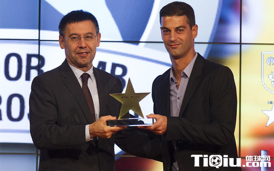 ����÷�����ΰ�����ϯ