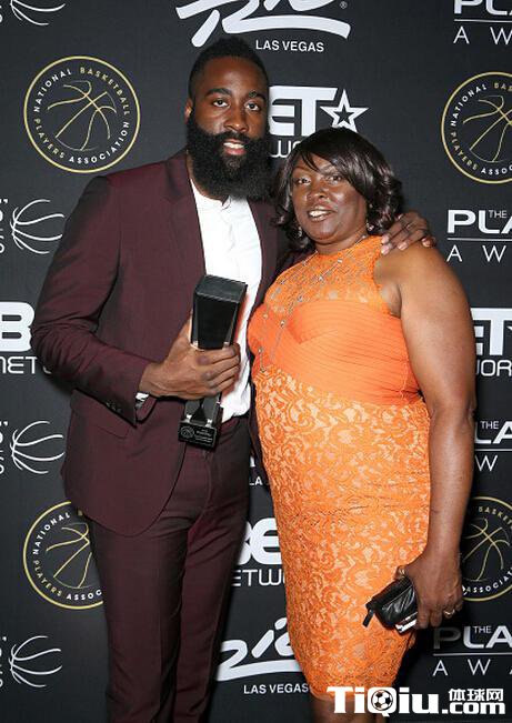 哈登获首届球员评奖MVP