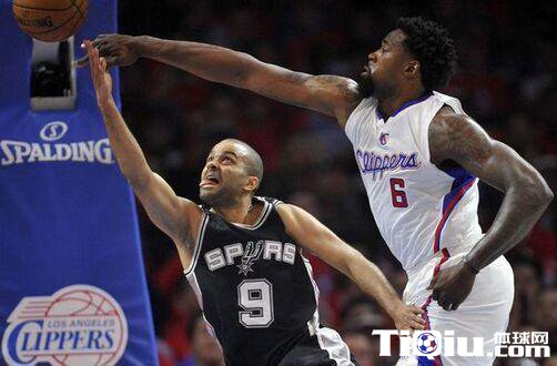 小乔丹获最佳防守球员奖