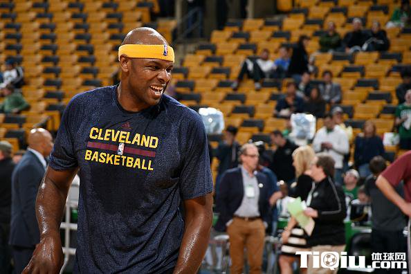 ��ʿ�����׺����