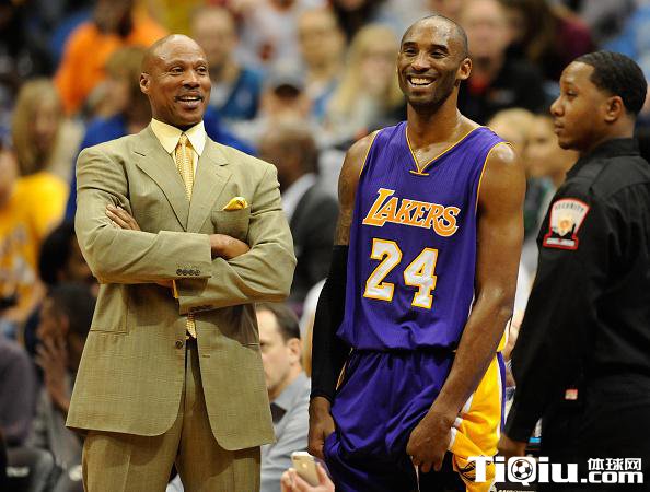 科比下赛季客串4号位