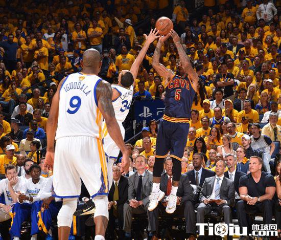 湖人会签下JR吗