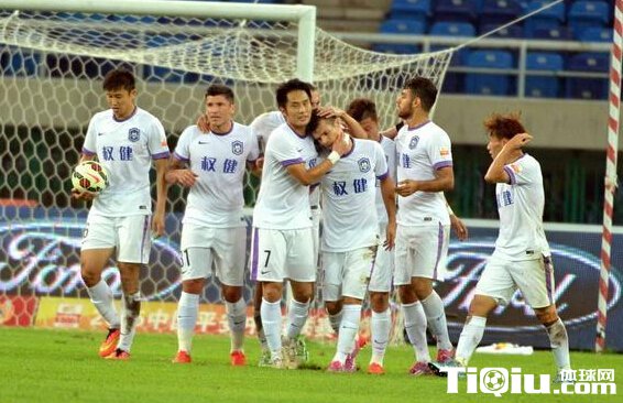 泰达辟谣球员想踢降级 高层:绝不许降级