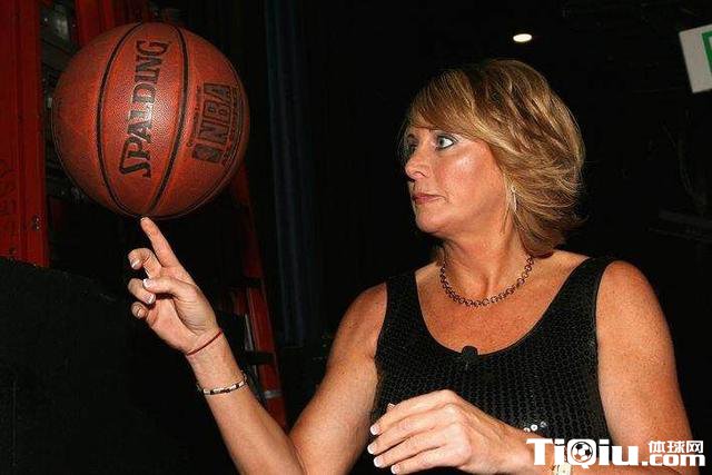 ����Ƹ��������������