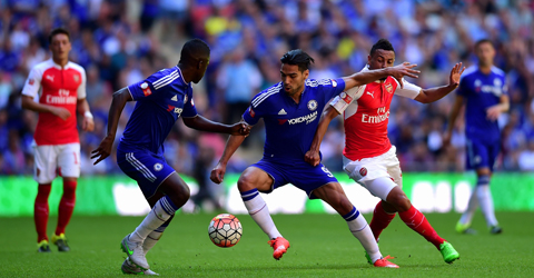 社区盾杯:阿森纳1-0切尔西 张伯伦破门