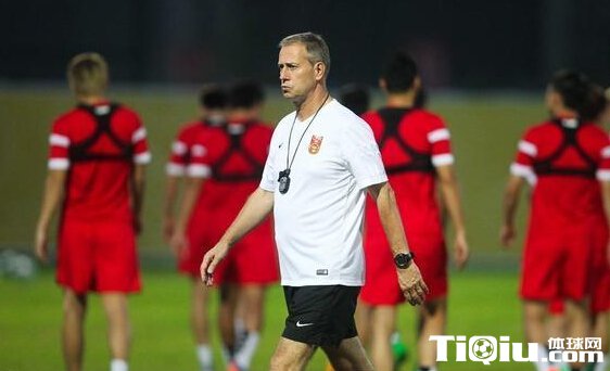 ����VS����ǰհ ������ʸ�ǿ�ȶԿ�