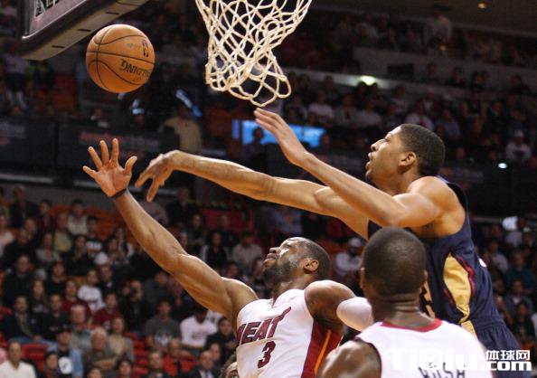 �Ȼ�������������ǰ�ع�