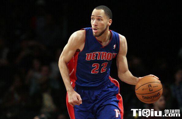 ��ʿ����ǩ����˹��