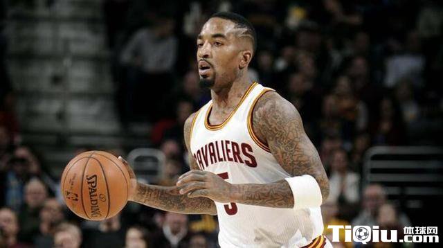 JR史密斯拒绝76人邀请