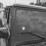 ������Ա�ݳ���ǹ�� ���ҷ�����������