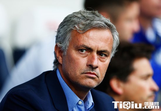 ��������ж���300������