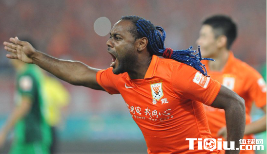 ��ά���г��Ȱͼײ�̫�� �����غ����ٽ�������