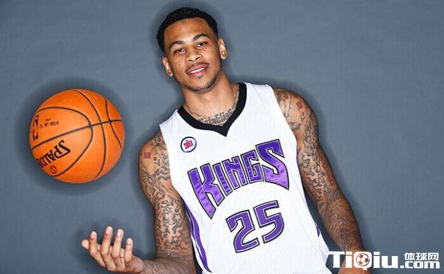 ��������ǩ��Ī����