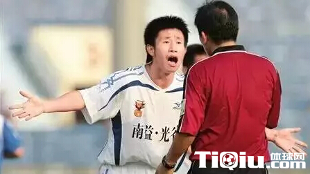 中国足坛十大球霸 范志毅说第二李玮峰不敢说第一