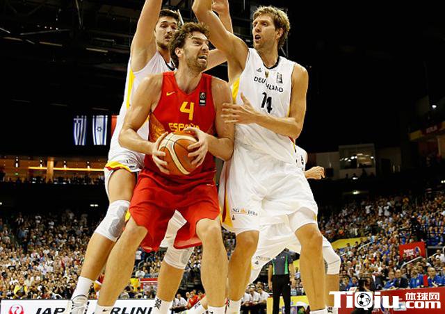 ŷ������������77-76ʤ�¹�