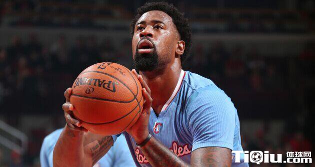 曝小乔丹罚球没有进步