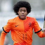 荷甲华裔妖星钟塔西冬窗或投曼联