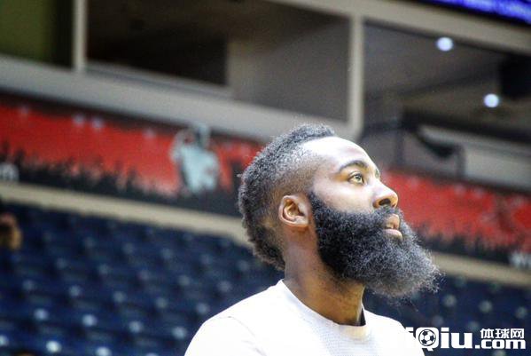 ��������������ǰ�볡