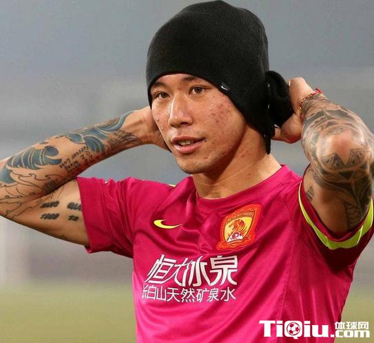 ����ս�ǹڰ�פ�ؾƵ�2��¥ �����M�������Է�׷