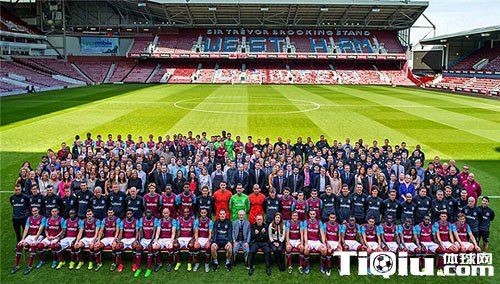 ����һ��Ӣ�����ֲ��ж���Ա�� Ϊ������Ӫ����