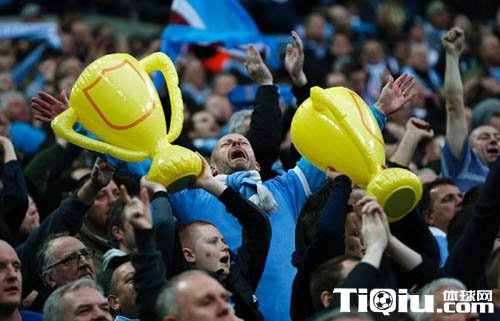 习近平访英 我们应该向英国足球学什么