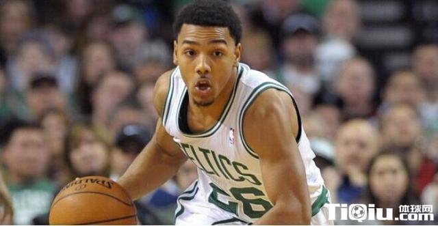 76人正式签下普雷西