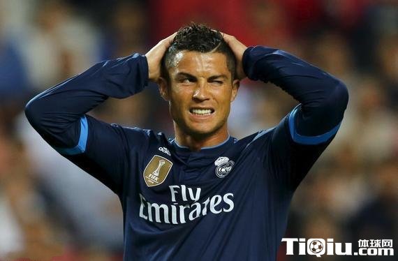 表现不佳C罗遭媒体指责 场上隐身心或以离队