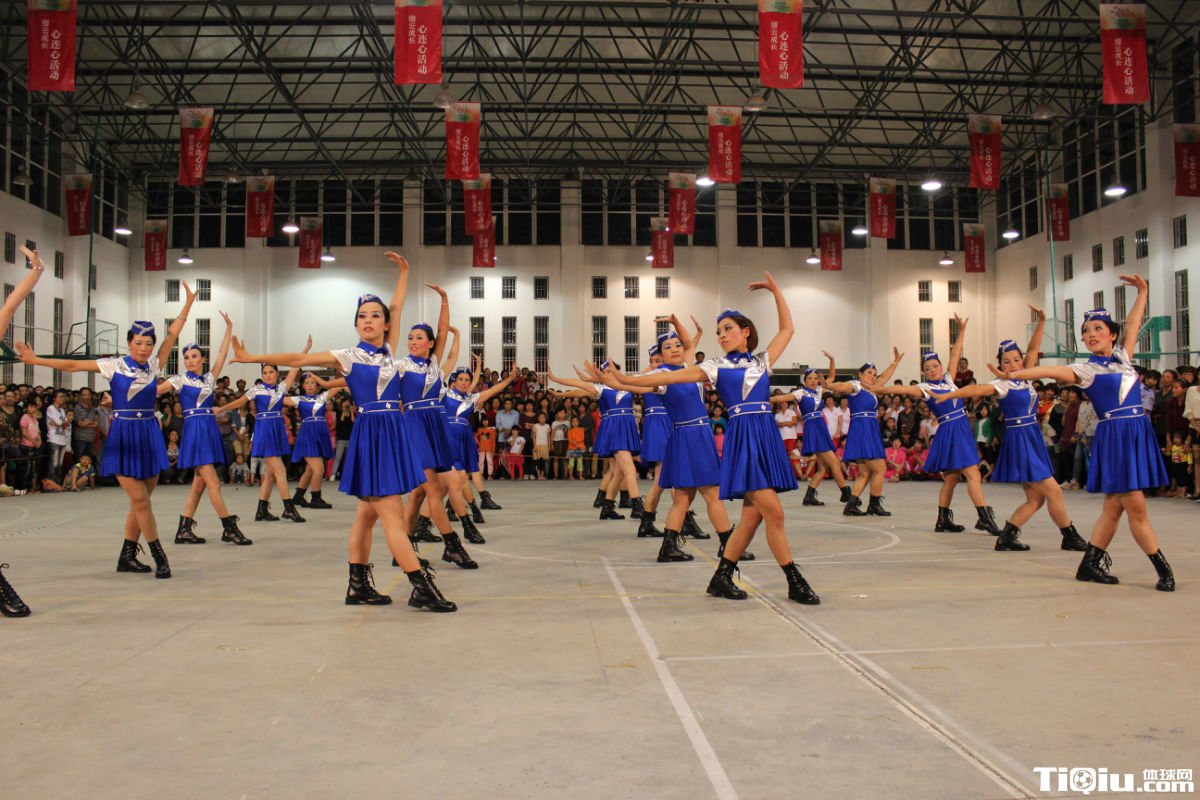 ���չ㳡��Ϊʲô�����Ĺ㳡��Ӽ�������