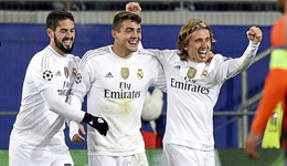 皇马一神人首发出场=胜利 贝帅该为他拆BBC踢442