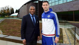 切尔西宣布续约英格兰国脚后卫 新约至2019年