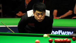 梁文博5-10不敌罗伯逊 错失生涯排名赛首冠