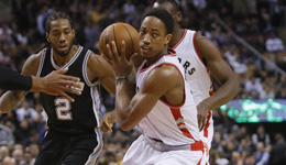 猛龙强势终结马刺4连胜 德罗赞28分洛里19+8