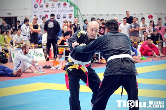 ����ȫ���Ǿ���ս�Ҿ���ȭ��