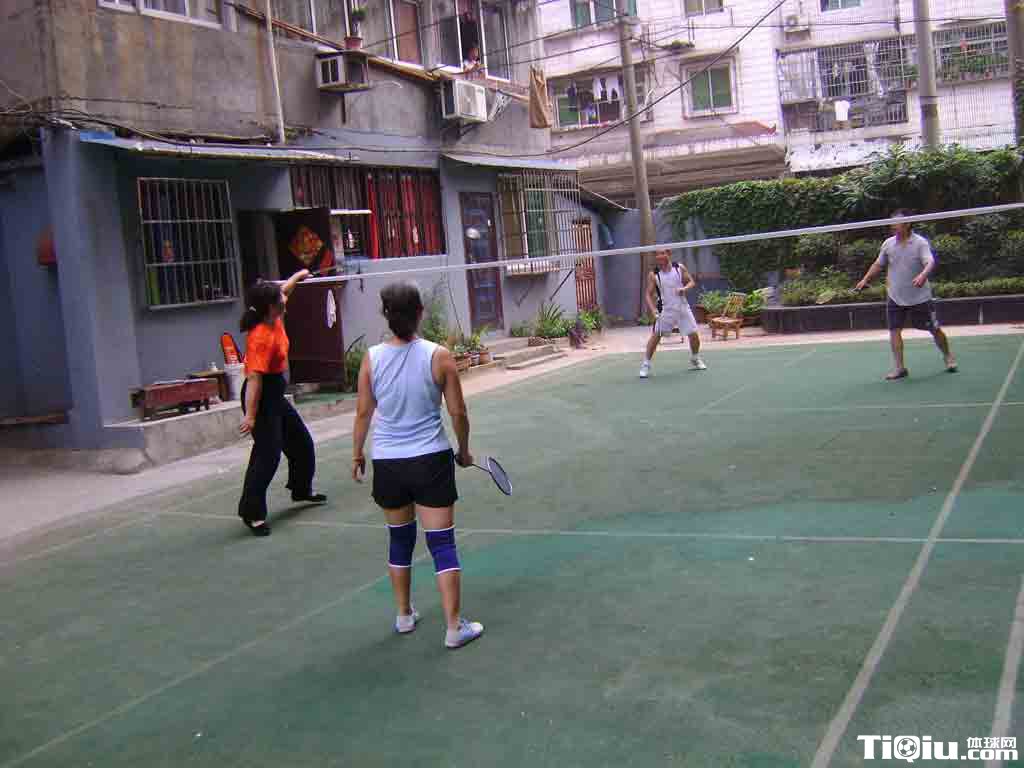 这个冬天不清冷 羽毛球文化节造热社区