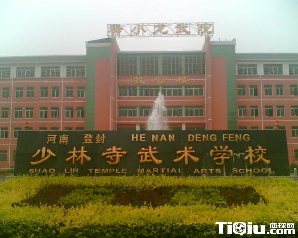 ��������С����Ժѧ������ �ԳƲ�����������