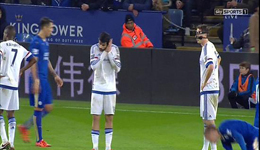 切尔西场上内讧 竟对自己人做这动作