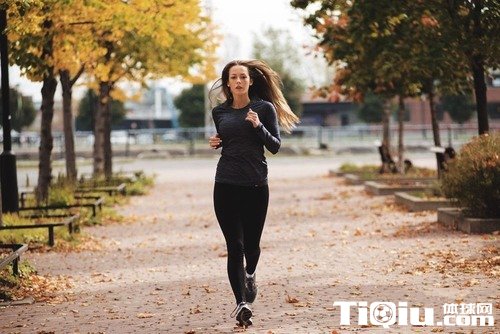 跑步结合自身情况 耐力运动令心脏更易出问题