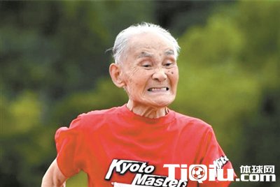 老当益壮 日本105岁老人破百米纪录