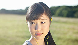 跑步时听音乐伤害听力 控制音量和时间是关键