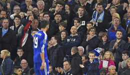 切尔西魔王遭标语嘲讽 新帅来了他怎办