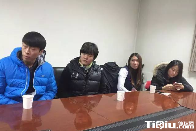 �����˶�Ա״����У��Ƿ���۷� ��Ժ��ʽ����