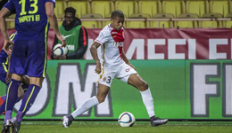 拜仁PK皇马挖新马夏尔 劲旅开百万年薪留超新星