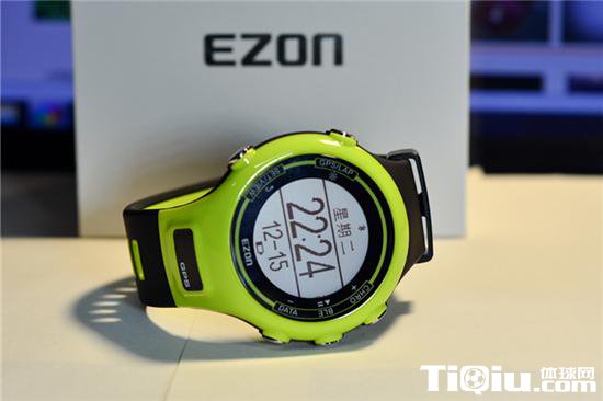 EZON E1智能腕表测评 轻跑先导无感佩戴