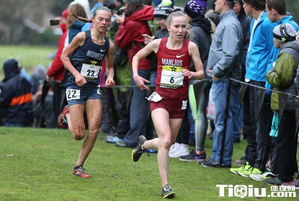 跑步姿势不当伤脊椎 四建议助避免背部损伤