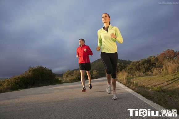 四辅助方法加强跑步 细节加速脂肪燃烧