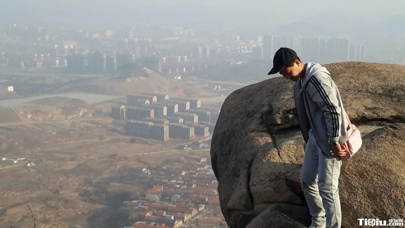 �ʶȵ�ɽ���������½� ����������ս