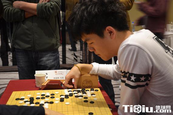 ��Χ������������һ��