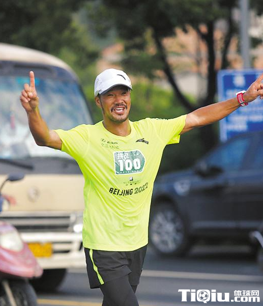 挑战100陈盆滨:唯一印度极马跑者