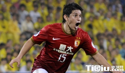 中国联赛疯狂消费巴西名牌 孔卡成领路先锋