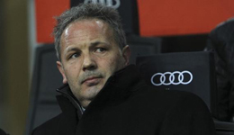 米哈表示米兰只怕巴萨拜仁 要和本田谈谈